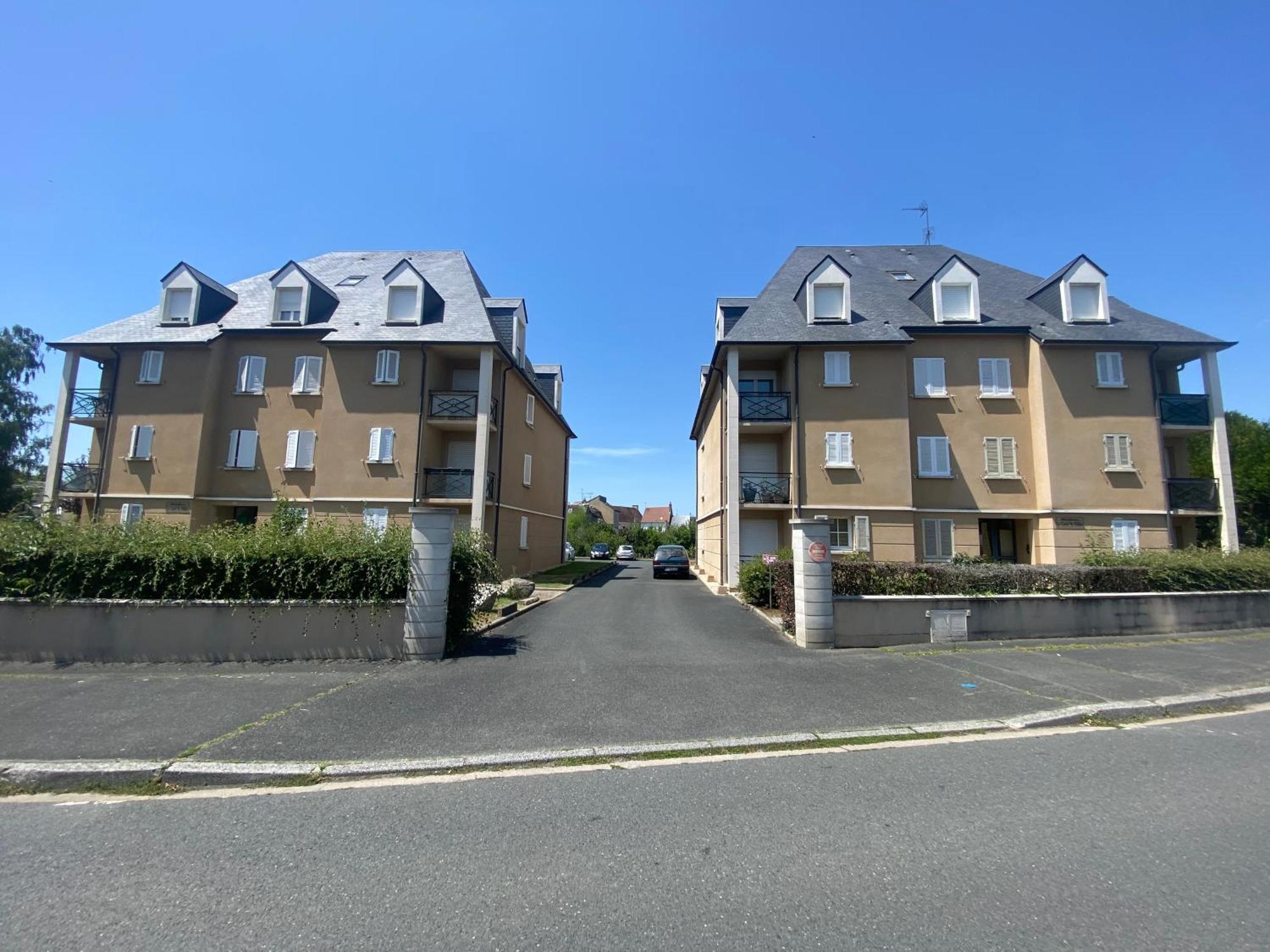 Les Rives De L'Indre. Parking Gratuit. Lit 160Cm Apartment Chateauroux Exterior photo