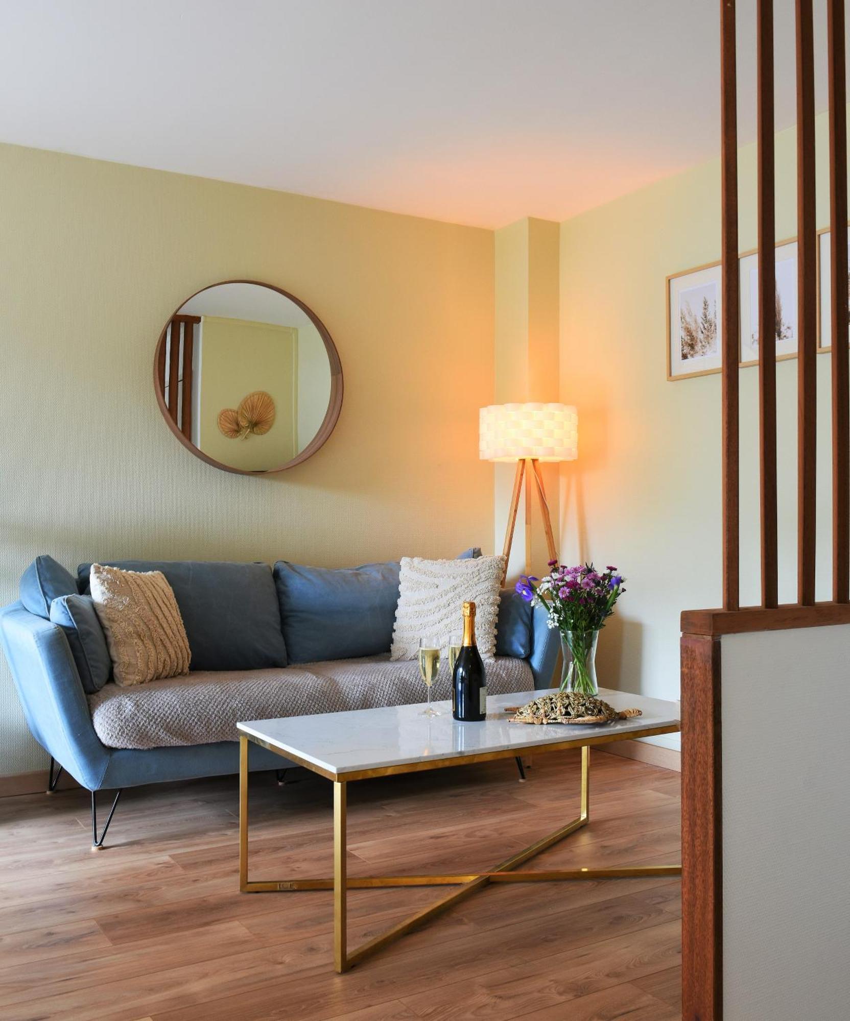 Les Rives De L'Indre. Parking Gratuit. Lit 160Cm Apartment Chateauroux Exterior photo